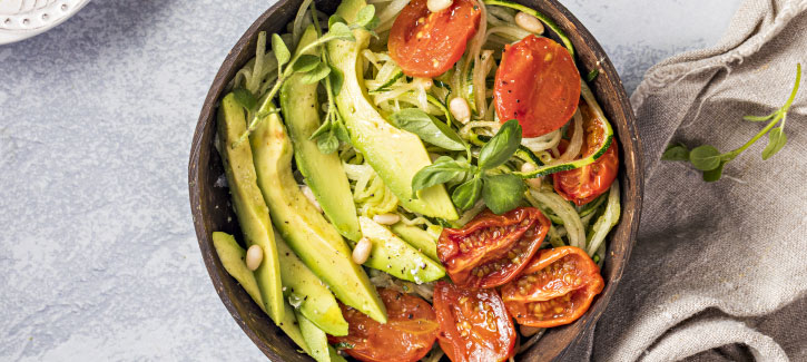 Courgetti met gegrilde tomaten