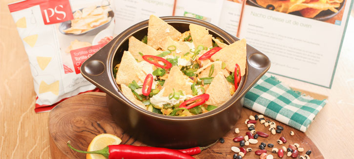 Mexicaanse ovenschotel met kip en tortillachips kaas