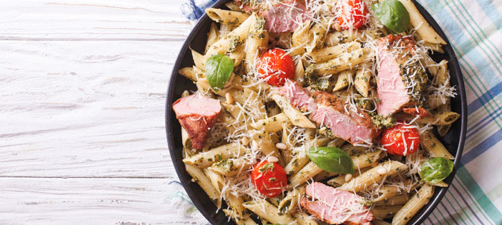 Pasta pesto met kalfsoester
