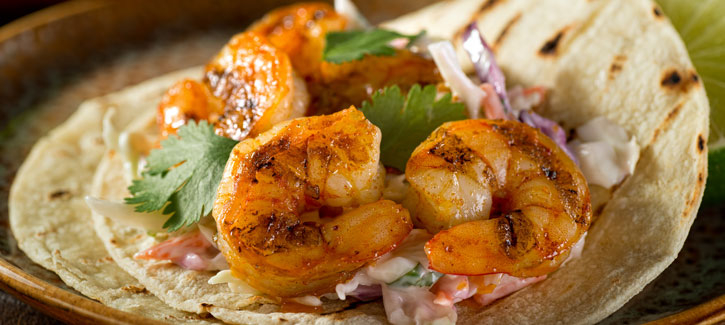 Wrap met gegrilde garnalen en koolsla