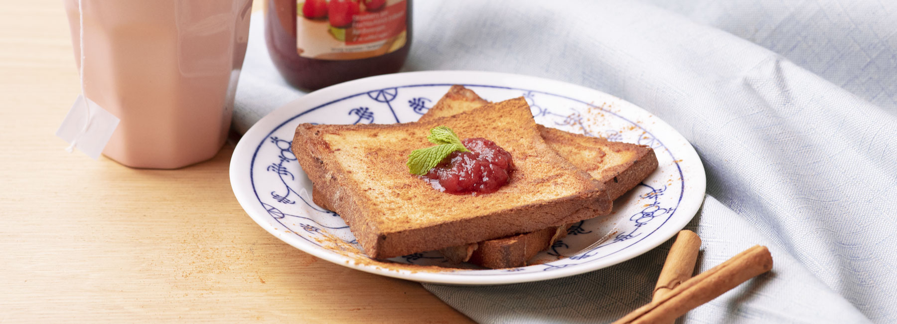Wentelteefjes met jam en kaneel, koolhydraatarm recept