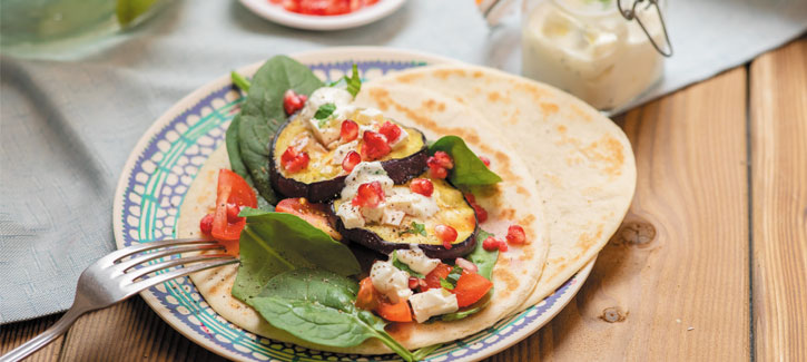 Wrap met gegrilde aubergine & frisse yoghurtdressing