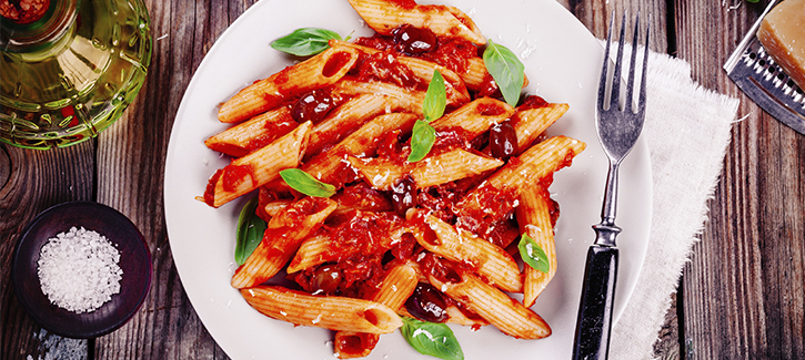 Penne puttanesca, koolhydraatarm recept